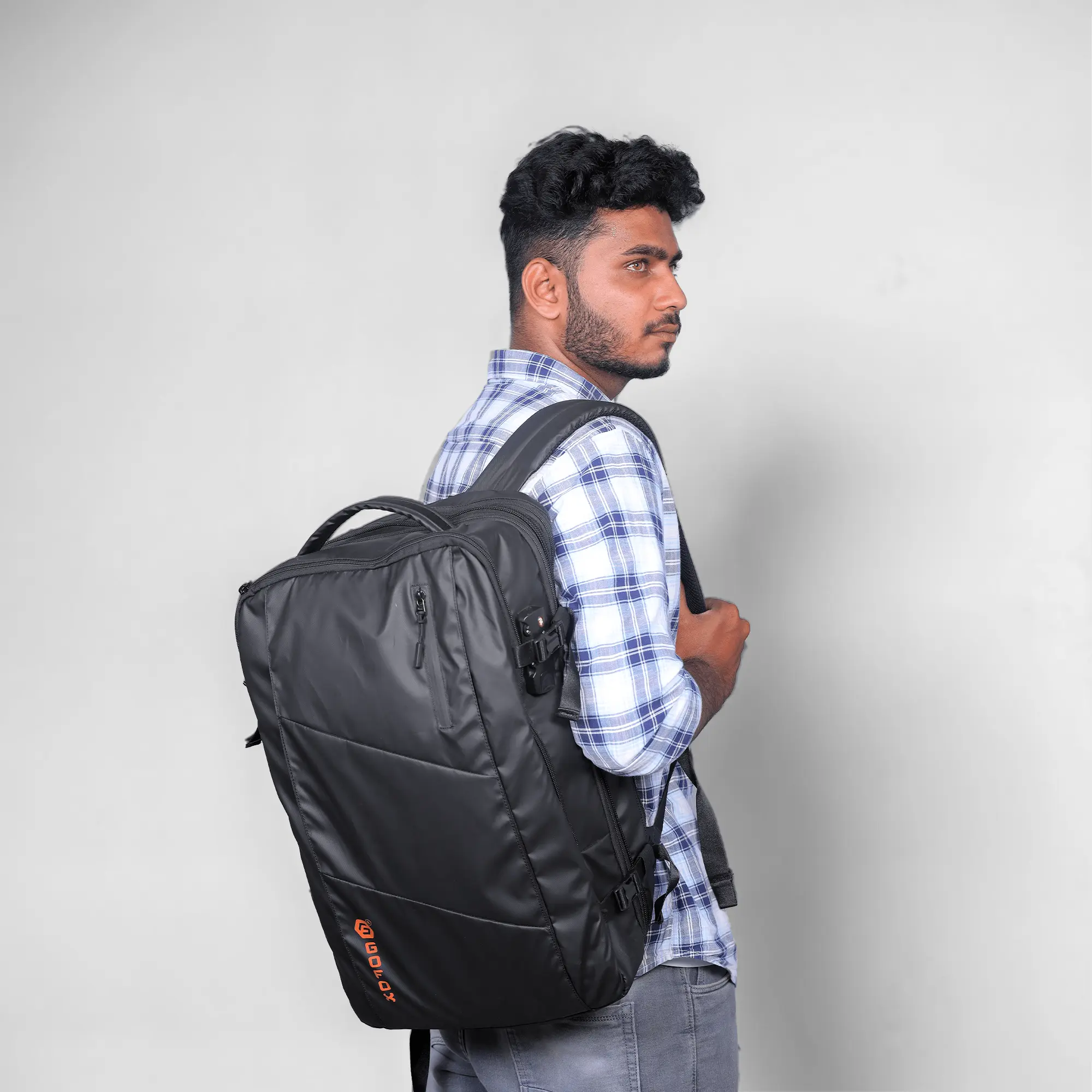 Premium Laptop and Travel Backpack Pro - Image 6